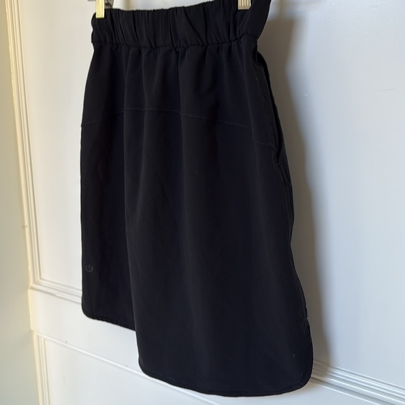 Lululemon On The Fly Skirt 21" Inch Luxtreme In Black Color Womens Size 2 - Picture 8 of 10